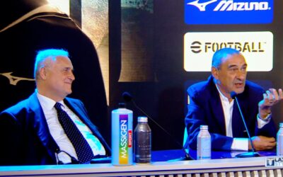 Sarri riparte dalla Lazio: “Umiltà, lavoro e consapevolezza per tornare in alto”